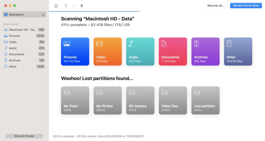 A photo focused on the dashboard of the tool Clever Files.